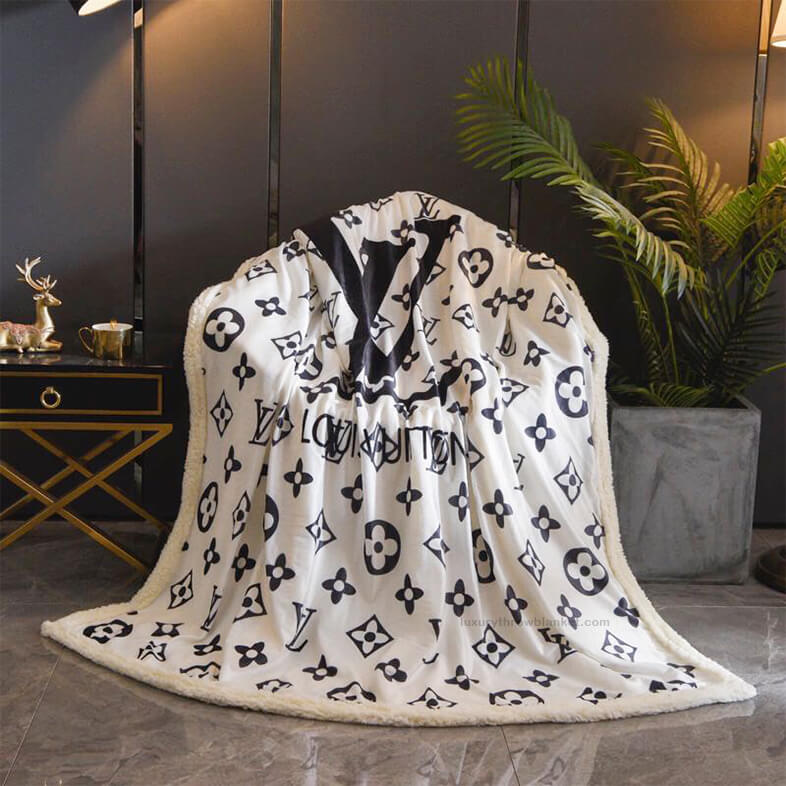 Louis Vuitton White Fashion Logo Luxury Brand Blanket Fleece Home