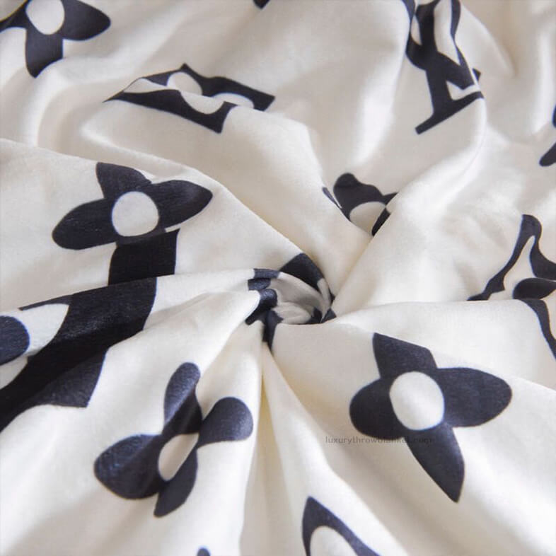 Louis Vuitton Black logo white Fleece Blanket • Kybershop