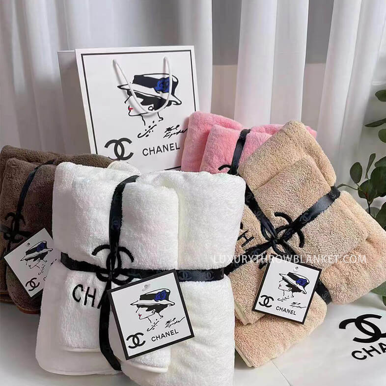 70 Beautiful Designer Bathroom Towels ideas
