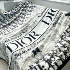 dior fluffy blanket