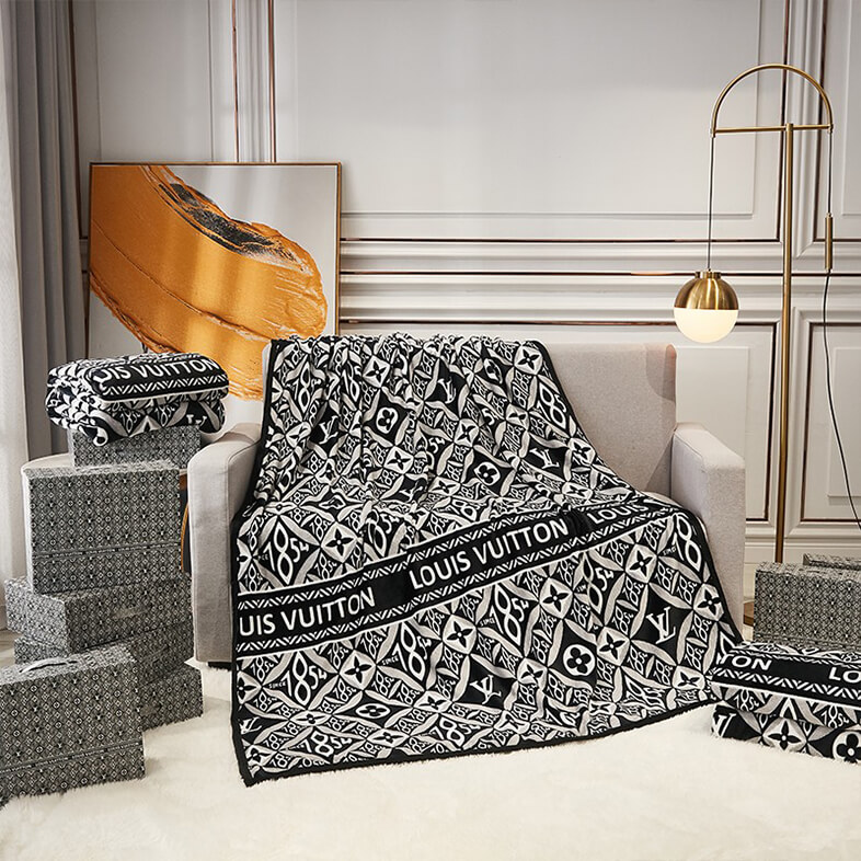 Louis Vuitton Logo LV Black Luxury Brand Premium Blanket - DNstyles
