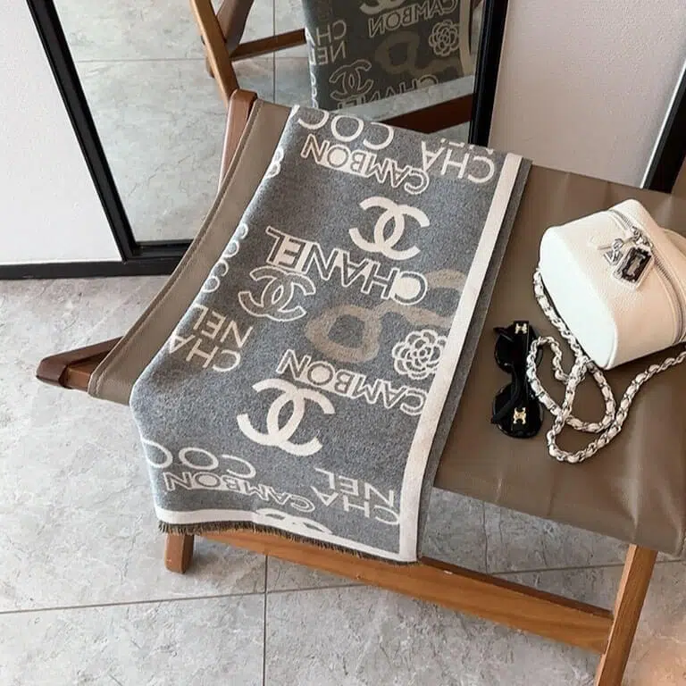 Louis Vuitton Area  Best Seller Sku 2468 Fleece Blanket - Inktee Store